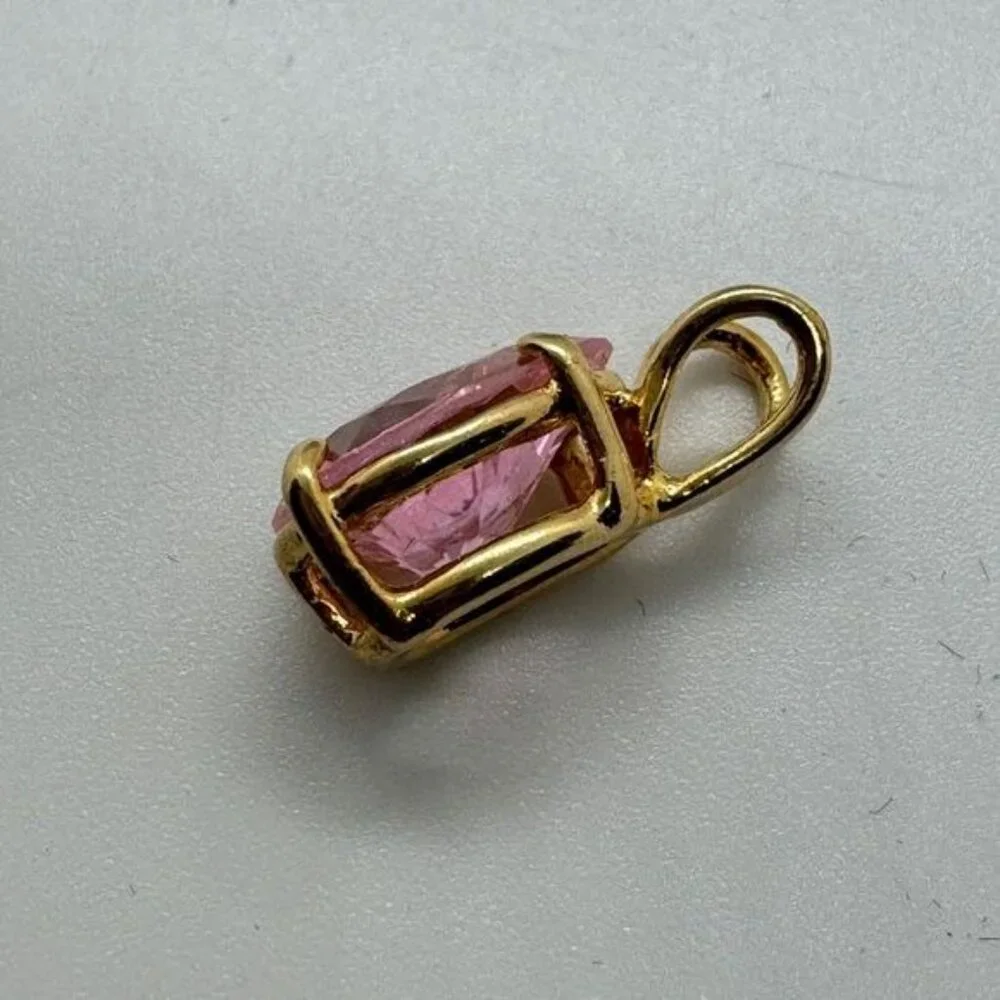 Vintage‎ Gold Tone Pink Ice Pendant Pear Shape Fashion
